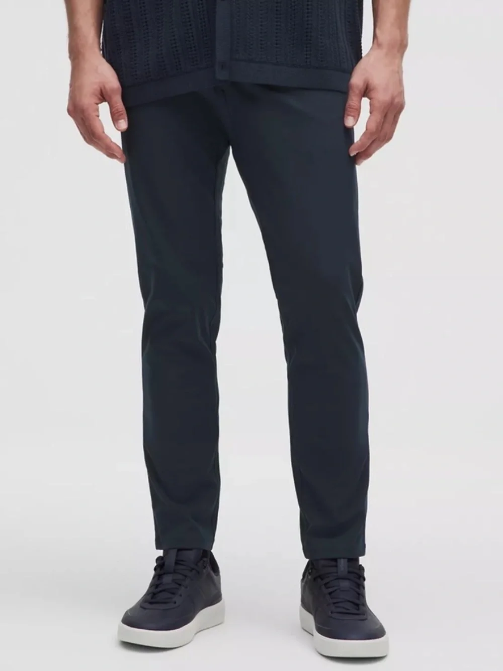 Lululemon Men’s 30 True Navy ABC Slim-Fit 5 Pocket Pant 30L Warpstreme Trousers